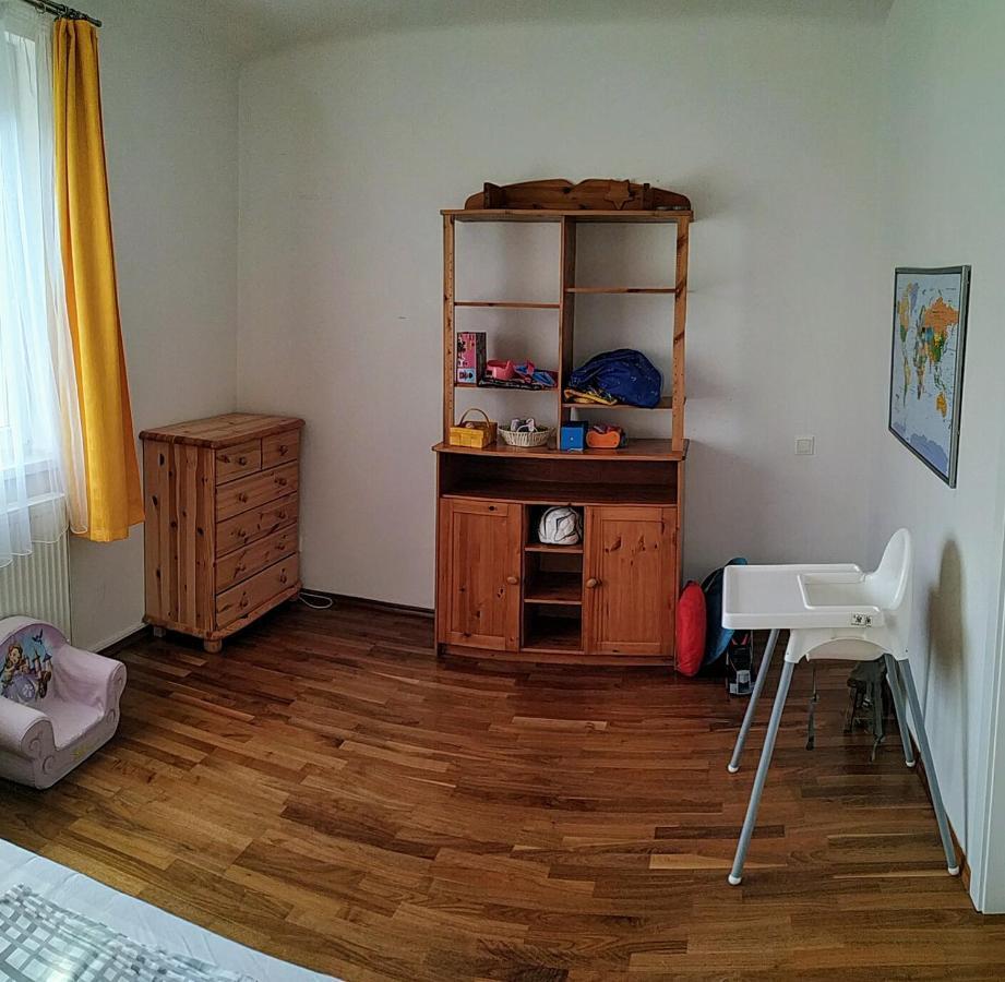 Family-Friendly Flat With Balcony Apartment Виена Екстериор снимка