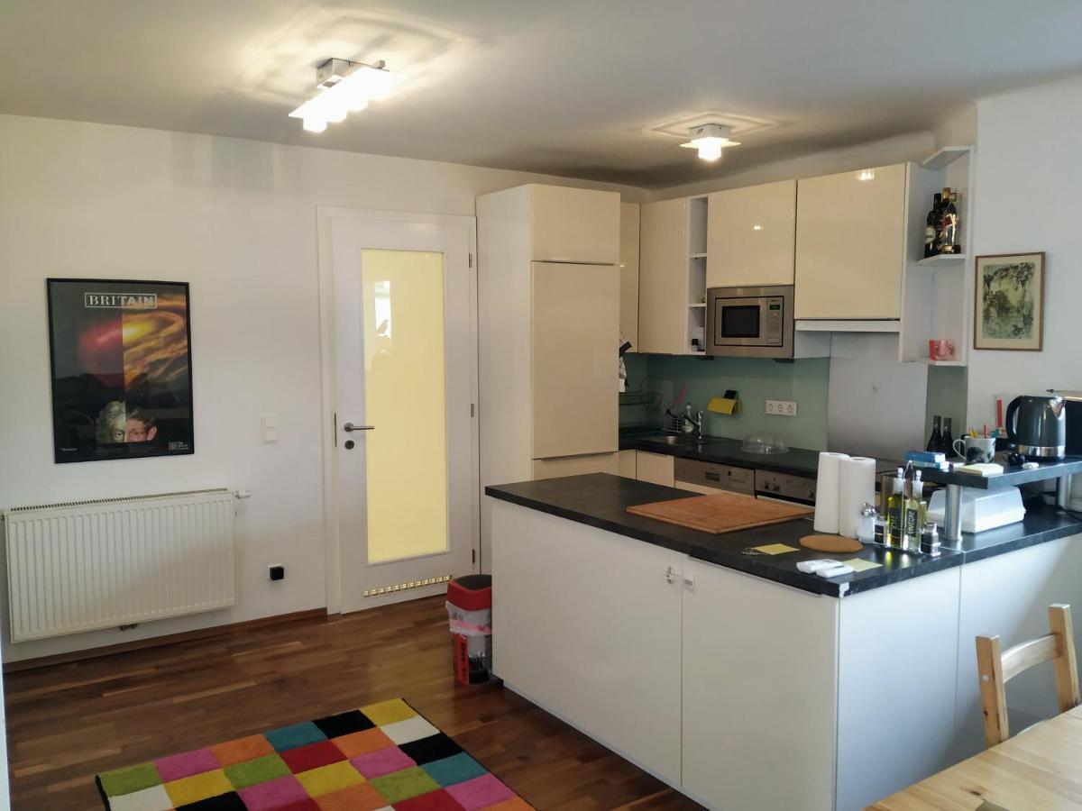 Family-Friendly Flat With Balcony Apartment Виена Екстериор снимка