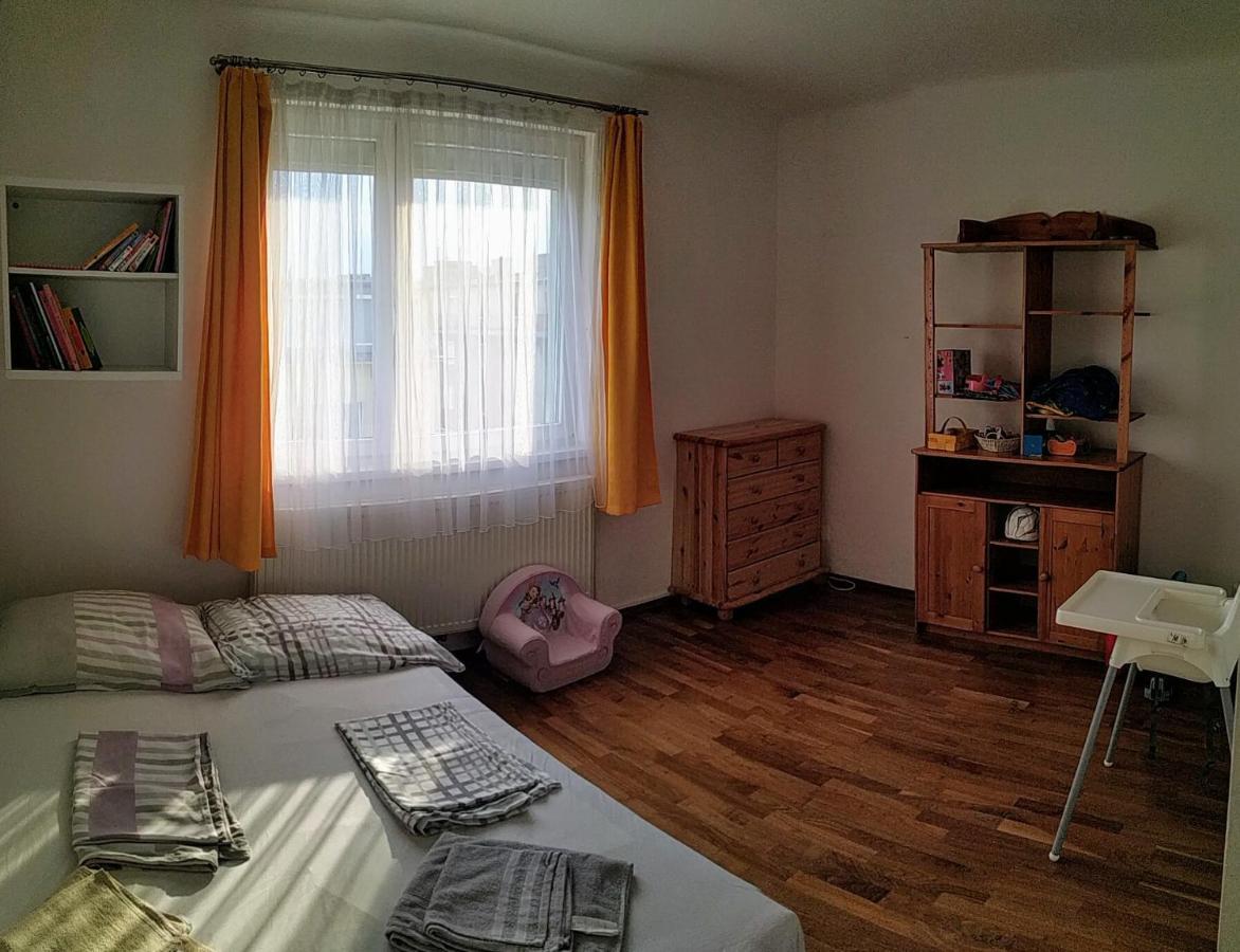 Family-Friendly Flat With Balcony Apartment Виена Екстериор снимка